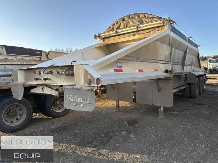 Used 2014 Midland MG38TC3000 Tridem Belly Dump