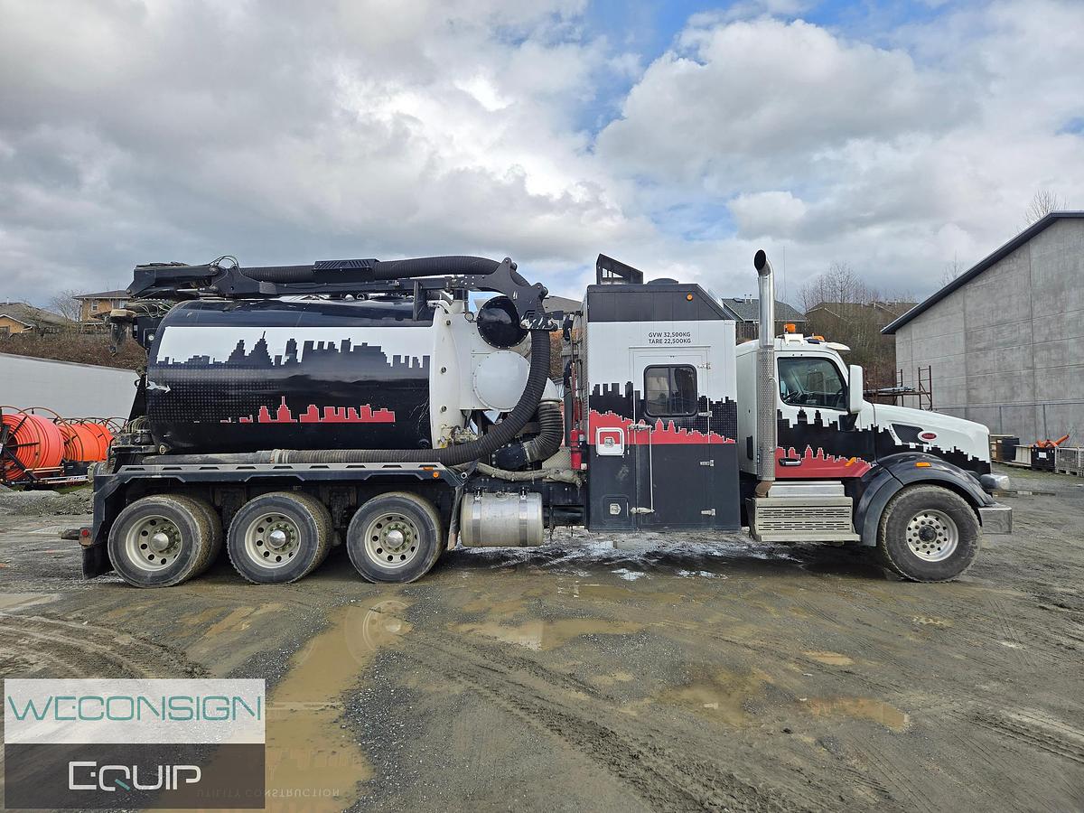 Used 2020 Peterbilt 567 Tri Drive Hydro Excavator