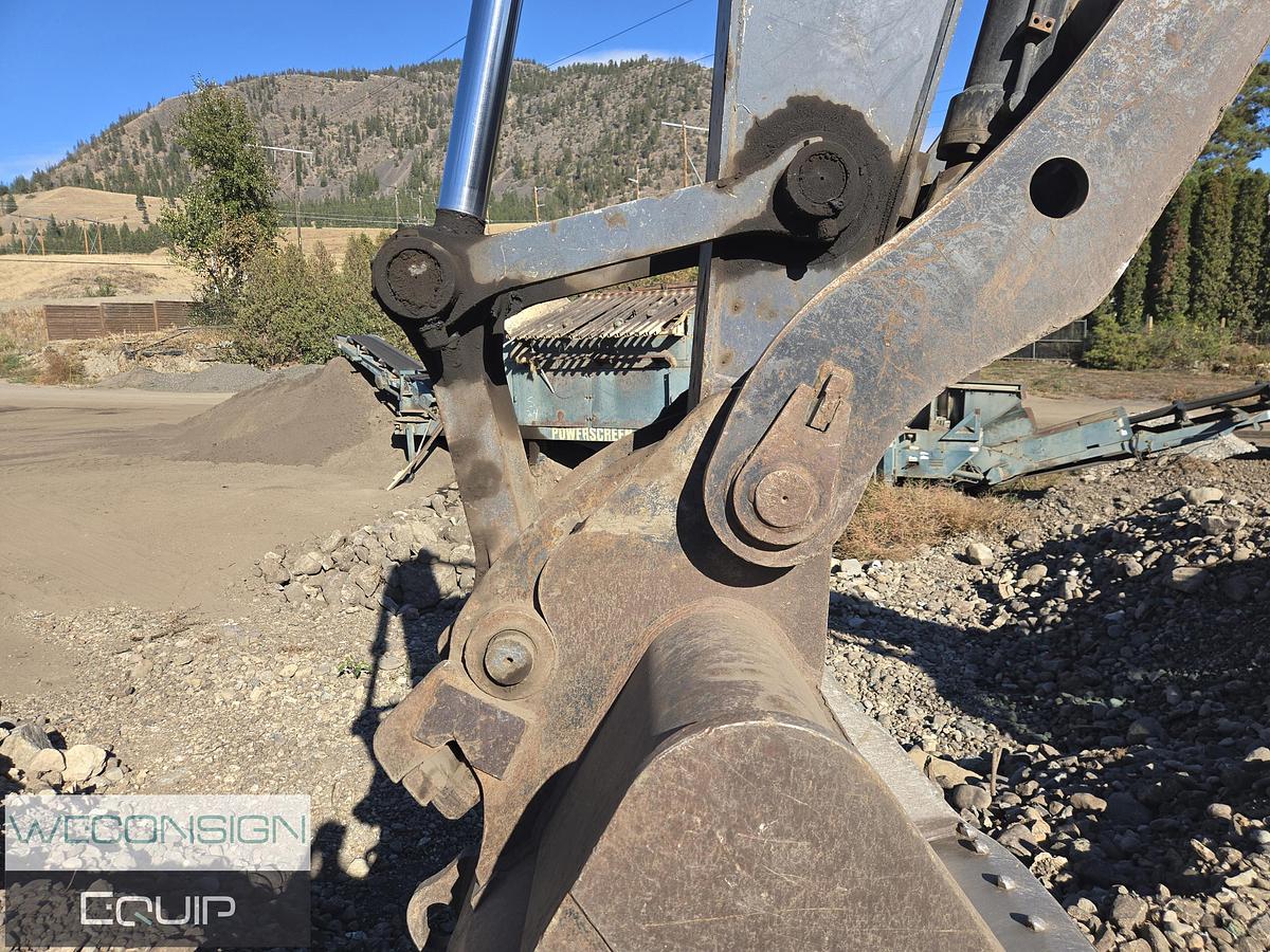 Used 2011 John Deere 225D LC