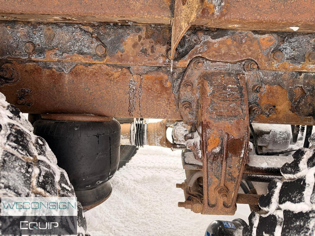 Used 2015 Peterbilt 367 Tri Drive Winch Truck