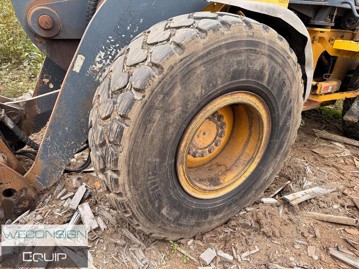 Used 2011 John Deere 544K Wheel Loader