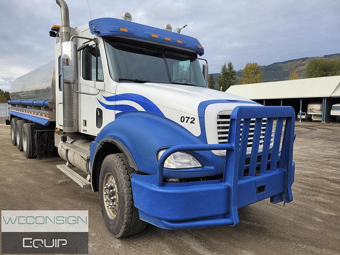 Used 2007 Freightliner Columbia Water/Tank