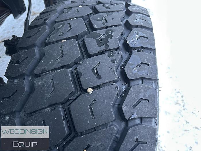 Used 2004 Kenworth C500B Bed Truck