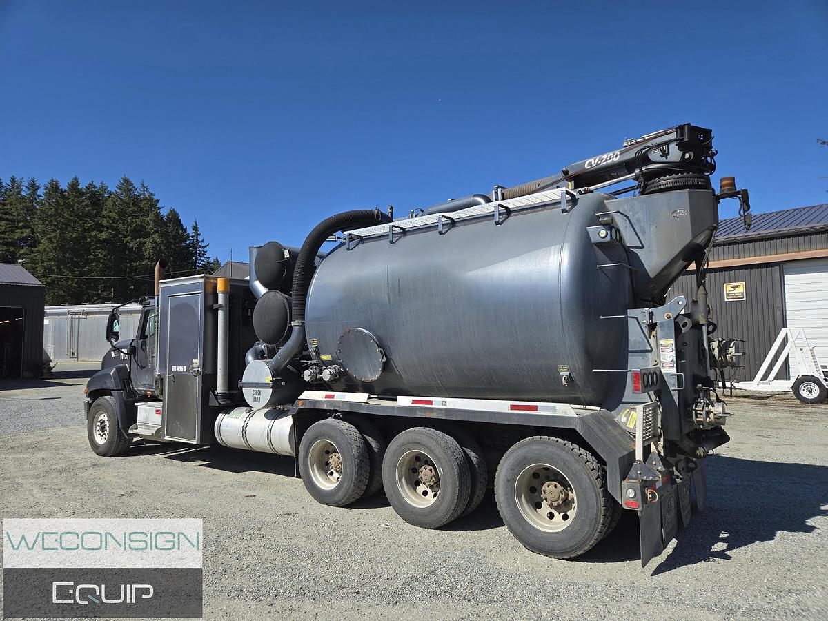 Used 2015 CAT Hydro Excavator