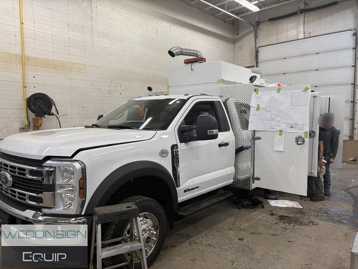 2025 Ford  F550 Lube Truck