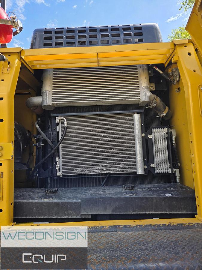 Used 2017 Komatsu PC290LC-11 Excavator