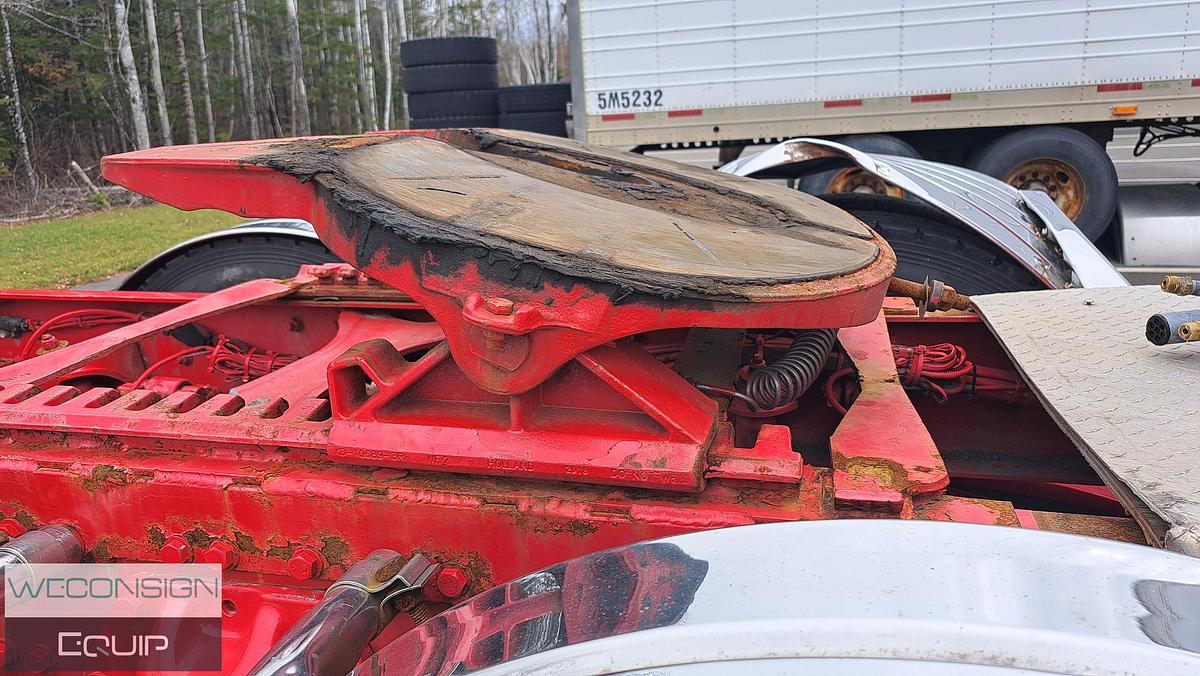 Used 2023 Peterbilt  389 Salvage