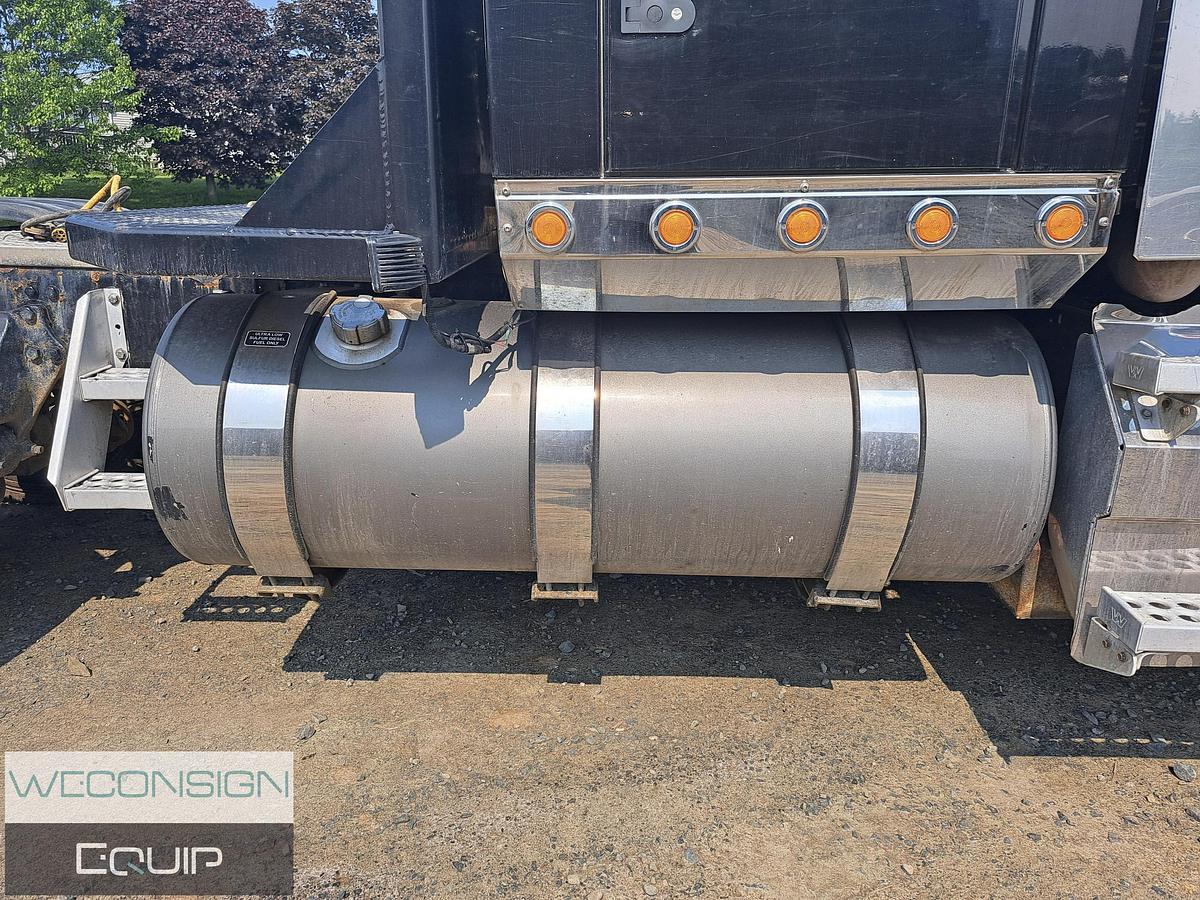 Used 2021 Western Star 4900