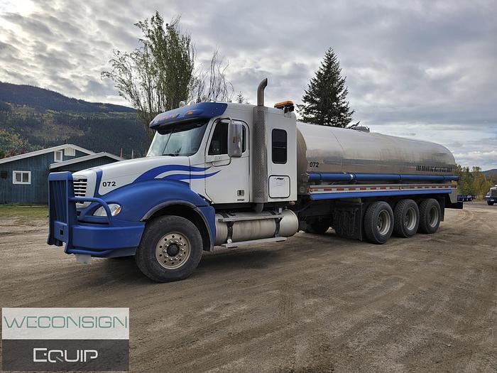 Used 2007 Freightliner Columbia Water/Tank