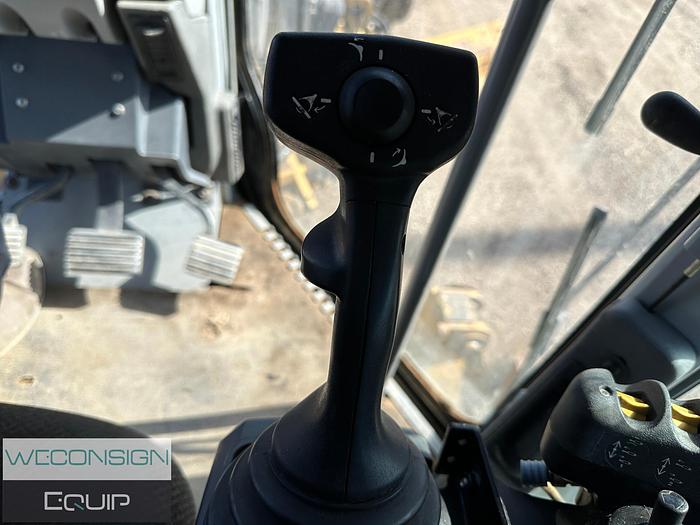 Used 2011 CAT 160M VHP