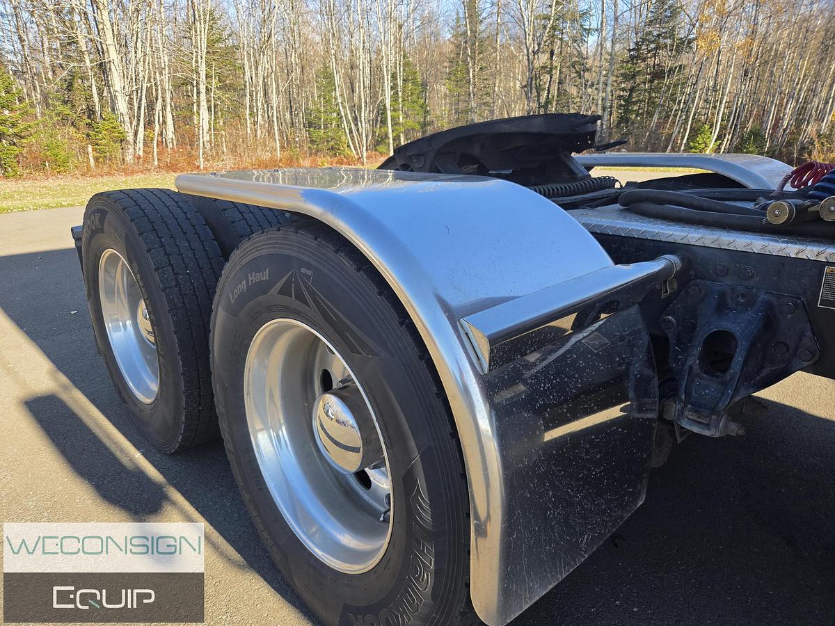 Used 2022 Peterbilt 389 Sleeper Truck Tractor