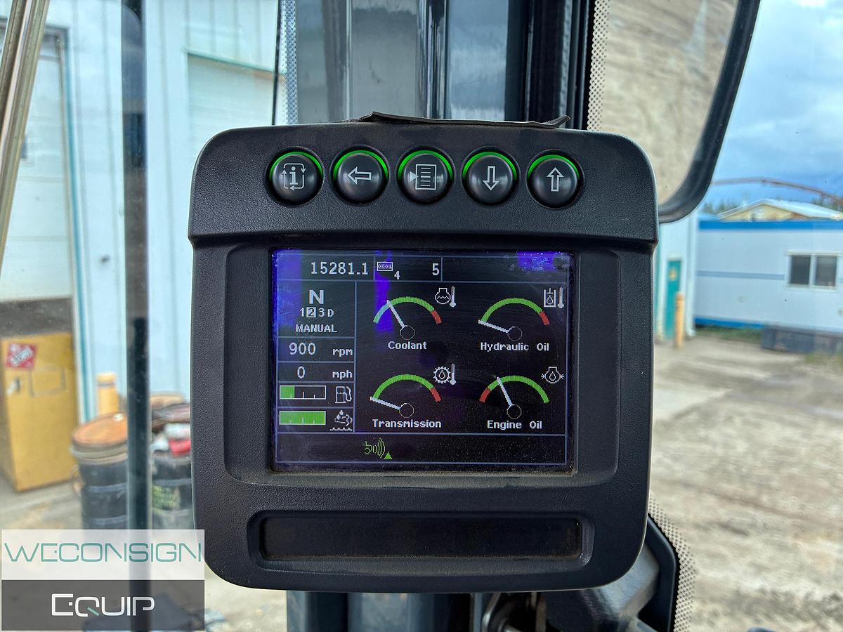 Used 2017 John Deere 724K Loader