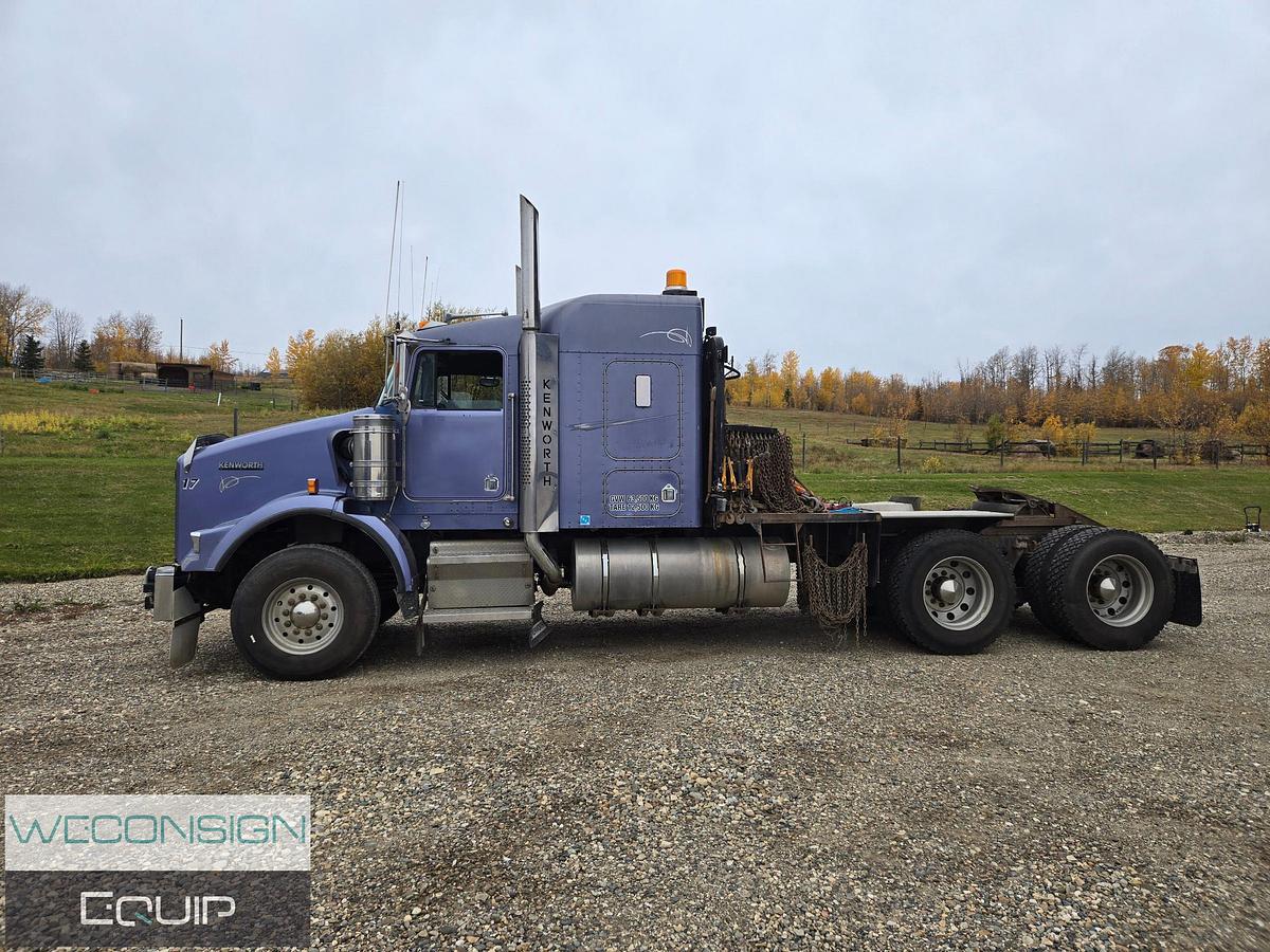 Used 2004 Kenworth T800 Winch Truck