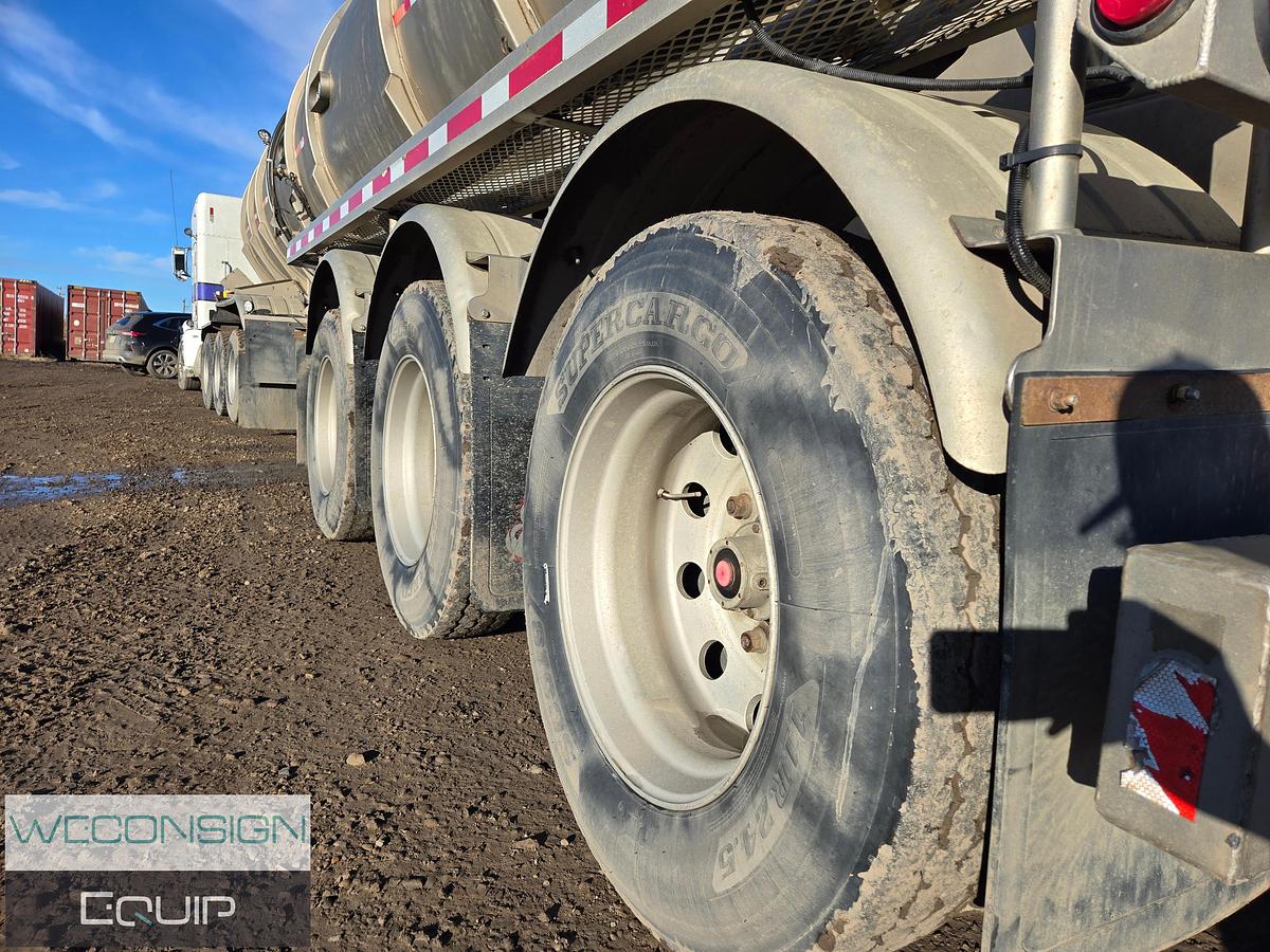 Used 2015 Dragon 38M3 Stainless Silver