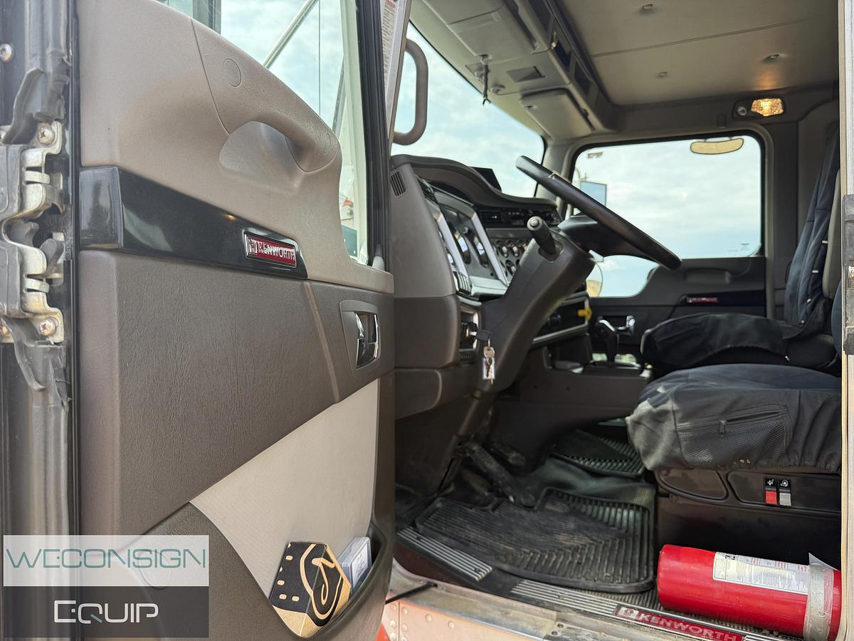 Used 2019 Kenworth T800 Air Vac