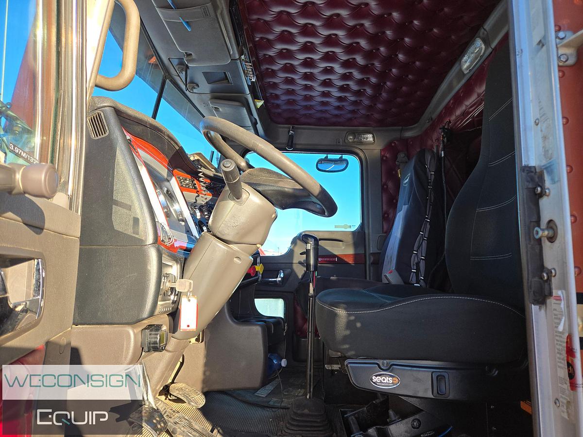 Used 2006 Kenworth C500B Winch Truck