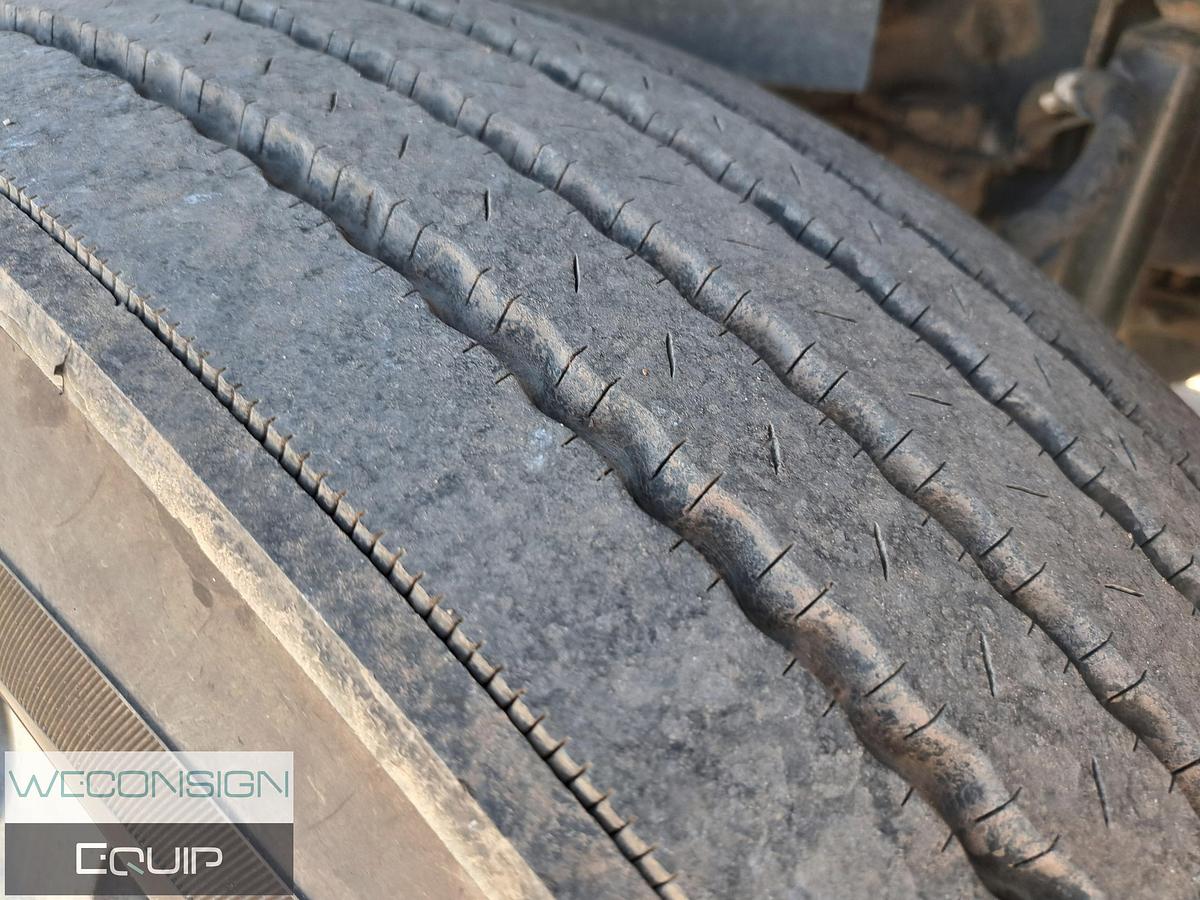 Used 2011 Kenworth T800