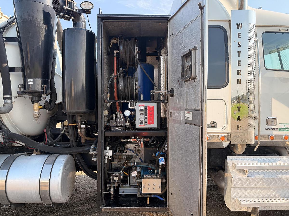 Used 2014 Western Star 4900 Code Combo Vacuum Truck