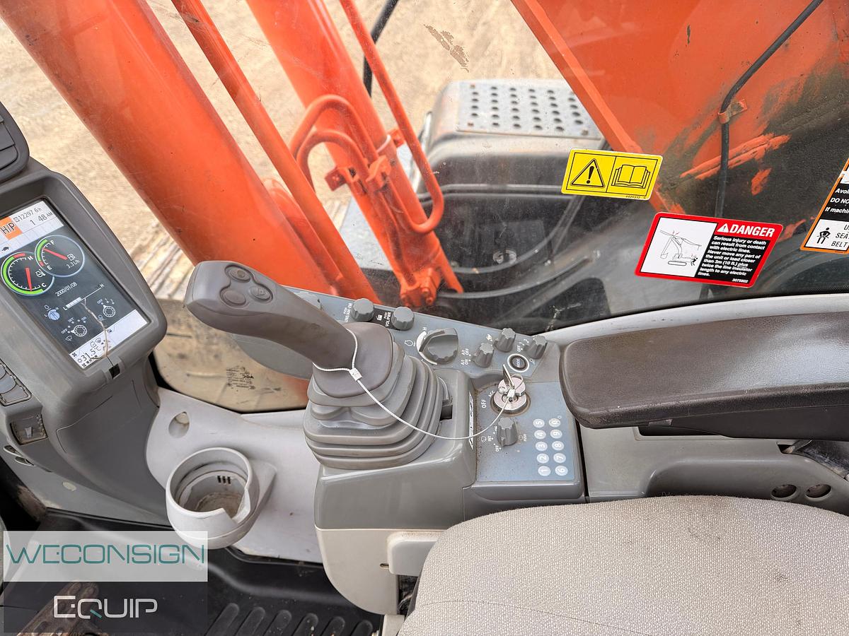 Used 2014 Hitachi ZX210LC-5N Excavator