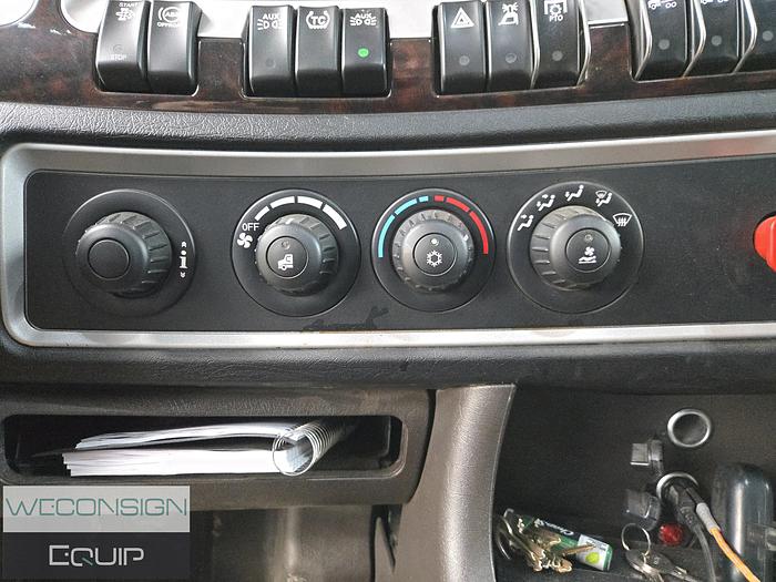 Used 2022 Kenworth W900L TA Heavy Spec Tractor