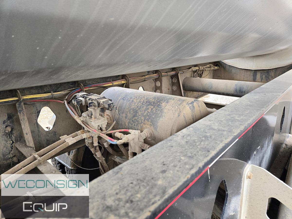 Used 2024 Cross Country Side Dump
