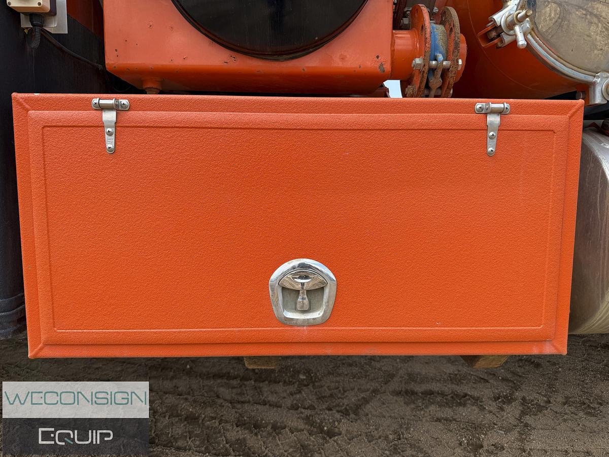 Used 2017 Peterbilt Single Axle Hydrovac