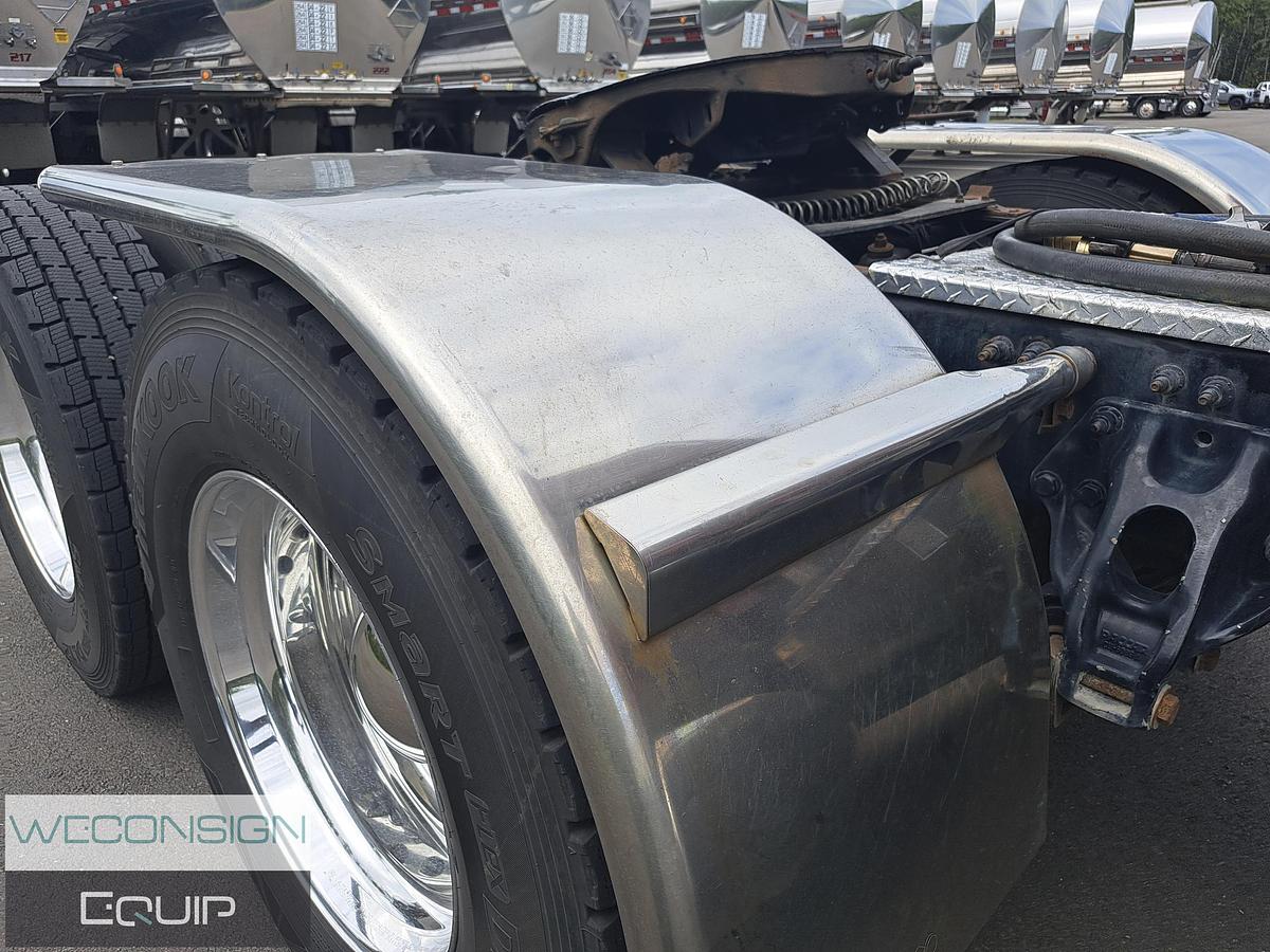 Used 2020 Peterbilt 389