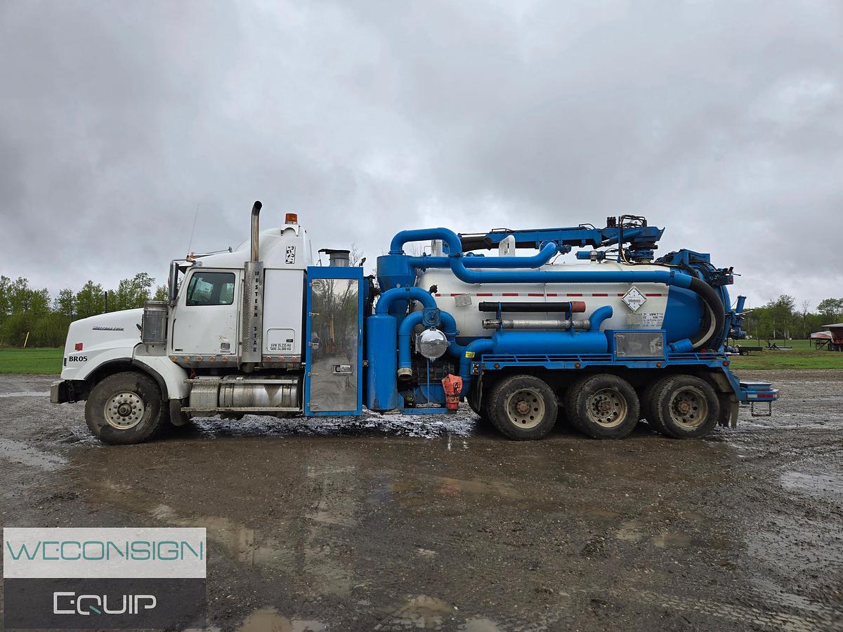 Used 2011 Western Star 4900 Tri-Drive DOT Hydrovac