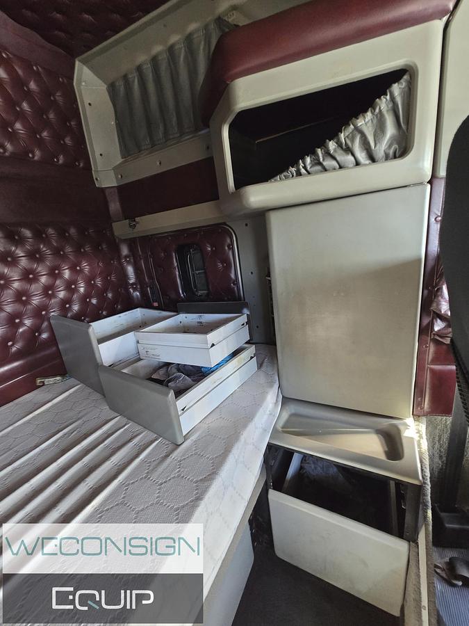 Used 2000 Kenworth W900B