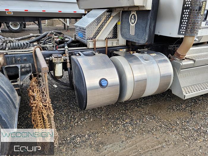 Used 2020 Kenworth T800 Heavy Haul Truck Tractor