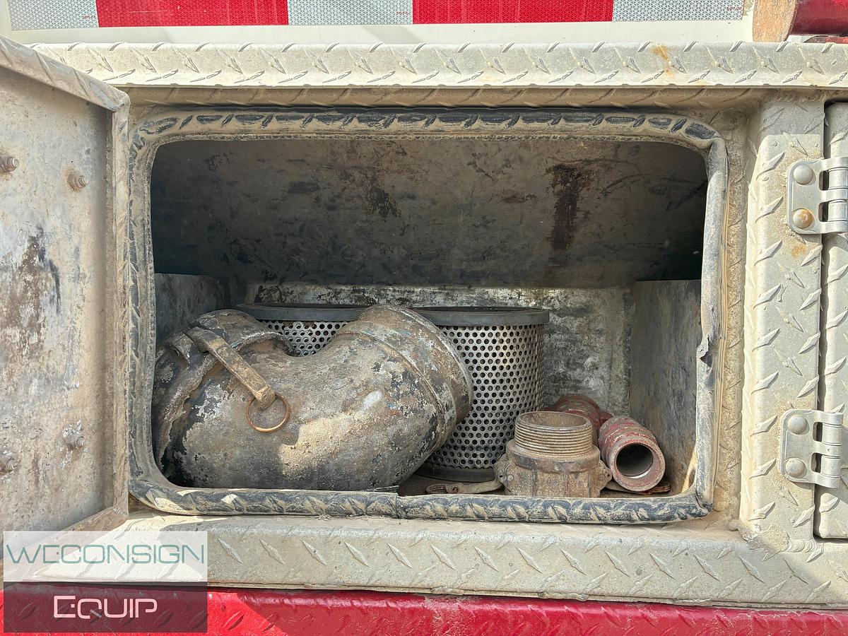 Used 2010 Kenworth T800 Tri Drive Combo Vac