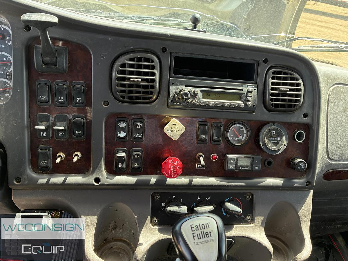 Used 2008 Freightliner M2 Picker Truck