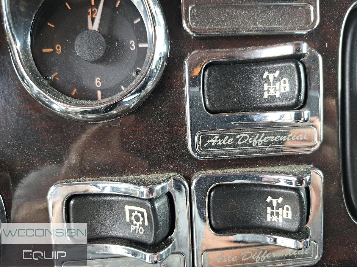 Used 2020 Peterbilt 389