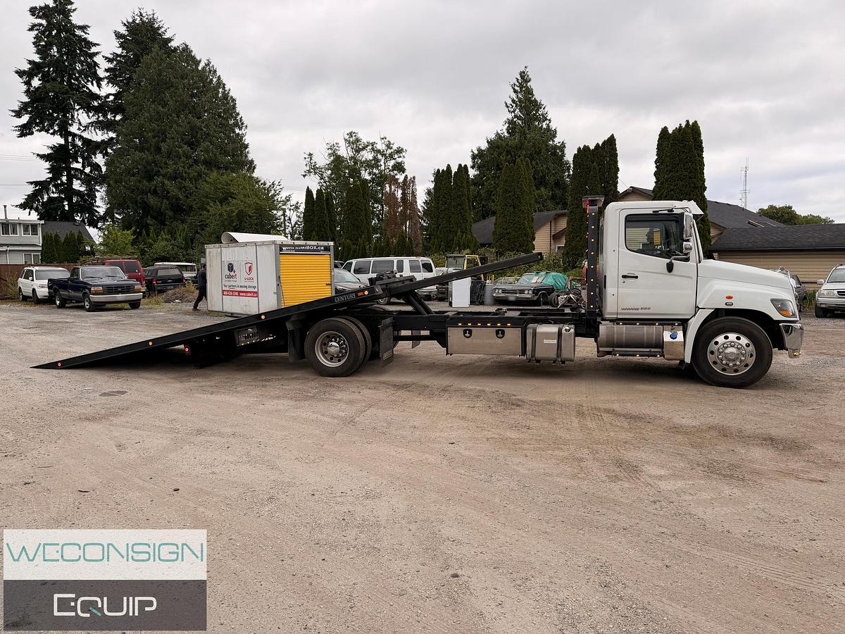 Used 2019 Hino 358 Tow Truck