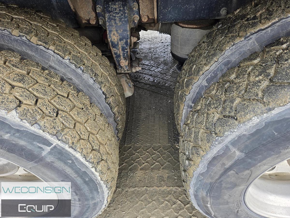 Used 2020 Peterbilt 567 Tri Drive Hydro Excavator