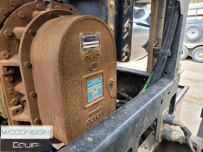 Used 2016 Kenworth T880 Hydro Excavator