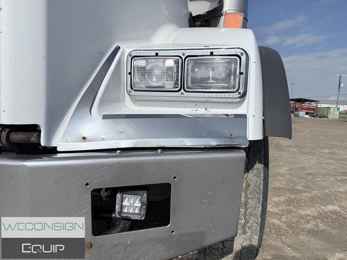 Used 2007 Kenworth T800 Wet Kit Tractor