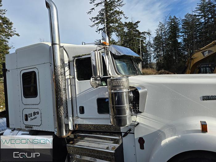 Used 2011 Kenworth W900L
