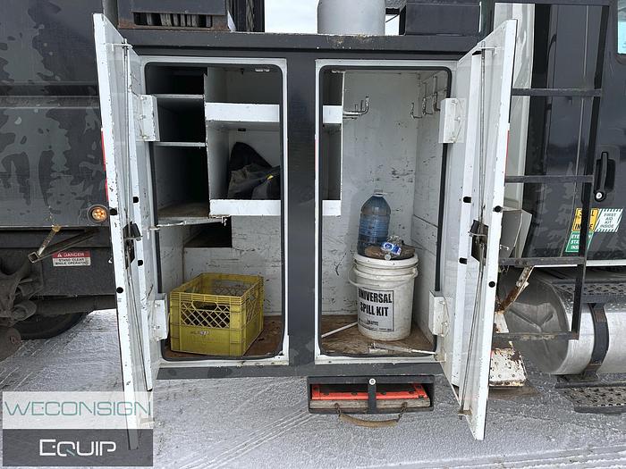 Used 2010 International 4400