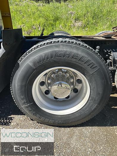 Used 2013 Volvo VNL HWY Truck Tractor