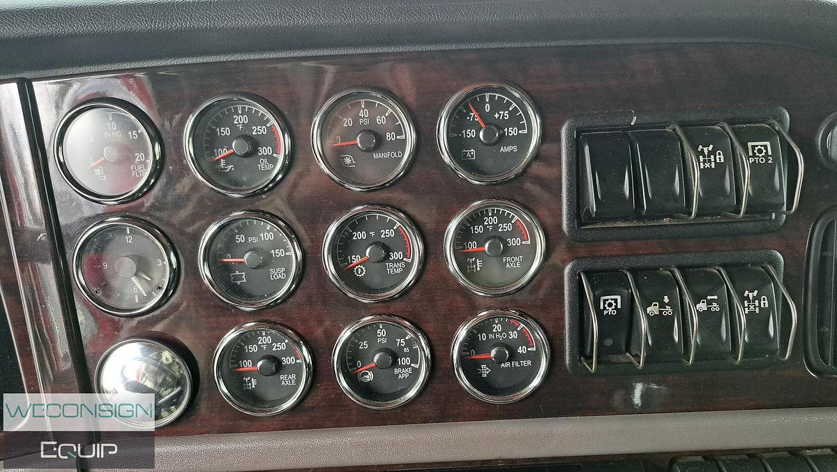 Used 2023 Peterbilt  389 Salvage