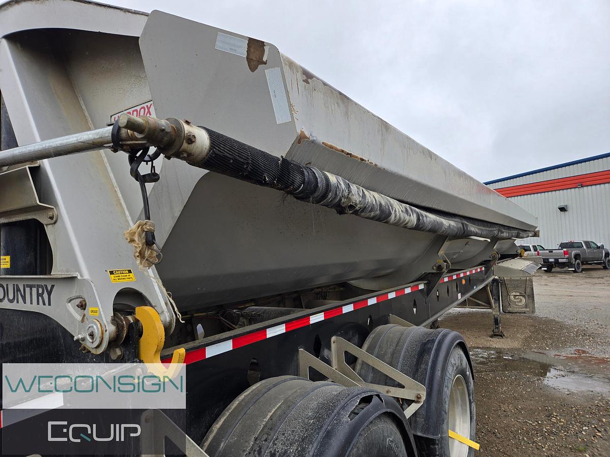 Used 2024 Cross Country Side Dump
