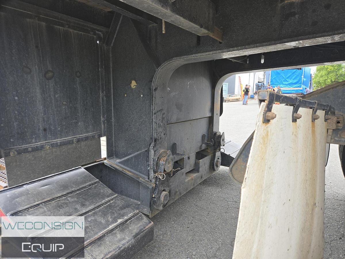 Used 2011 XL Tri-Axle RGN Lowbed