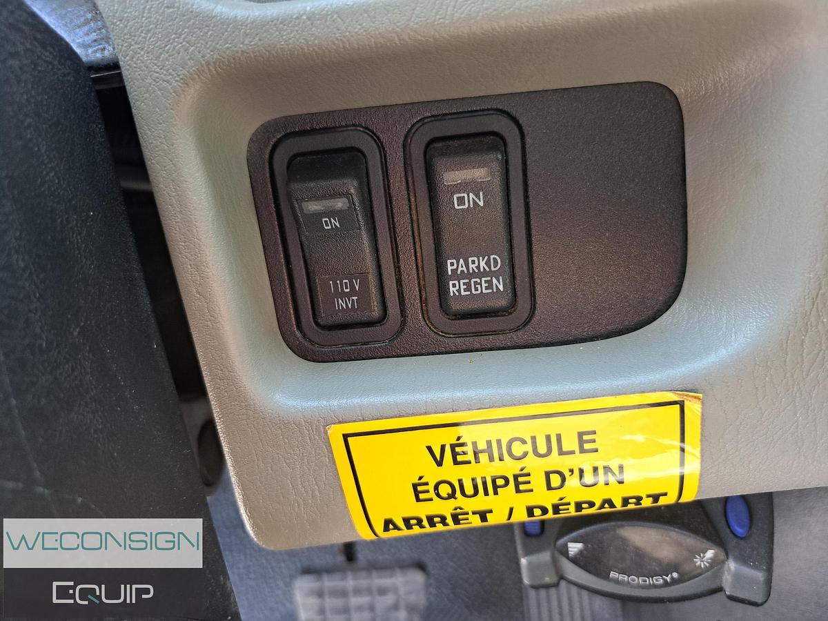 Used 2010 International 4300SBA Service and Mechanic Trucks
