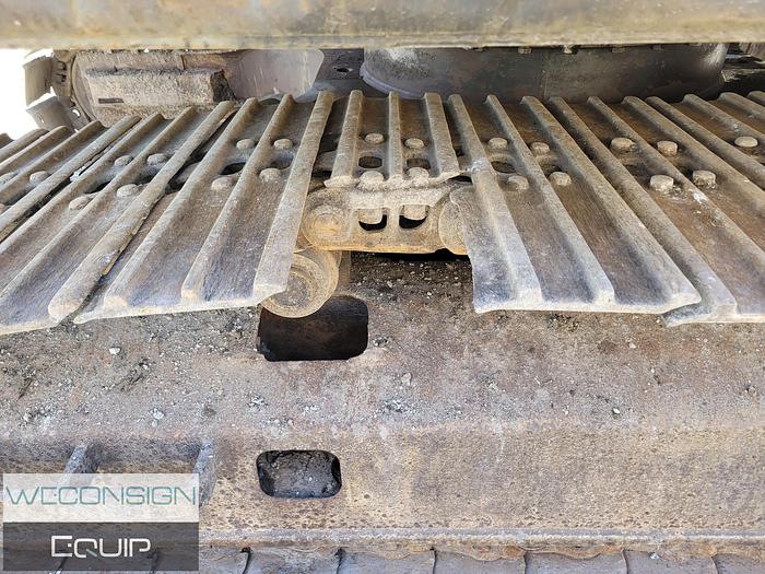 Used 2001 John Deere 200LC Excavator