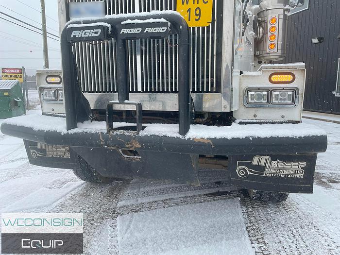 Used 2020 Western Star 4900XD Tri Drive Heavy Haul Truck Tractor