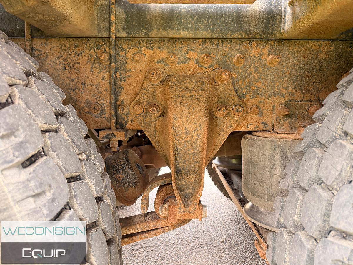 Used 2007 Freightliner FLD120 Snubbing Unit