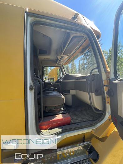 Used 2013 Volvo VNL HWY Truck Tractor