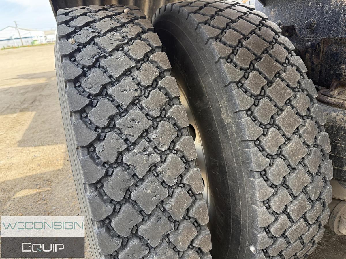 Used 2007 Kenworth T800 Wet Kit Tractor