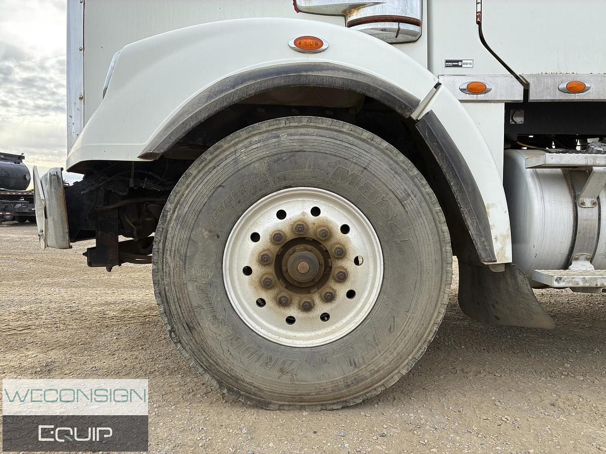 Used 2011 Freightliner Coronado SD Fuel and Lube Truck